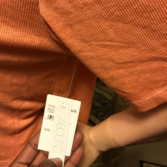 ABOUND ribbed knit hi-lo tee size XXS NWT - Picture 5 of 6